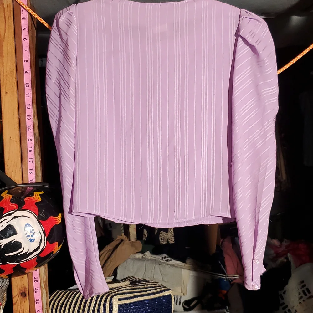 Very vintage (80's?, 70's?) Puffy sleeve silky shirt. Awesome piece - Picture 4 of 8